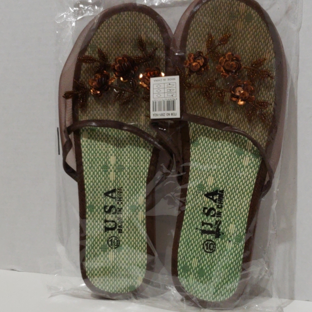 Chinese slippers